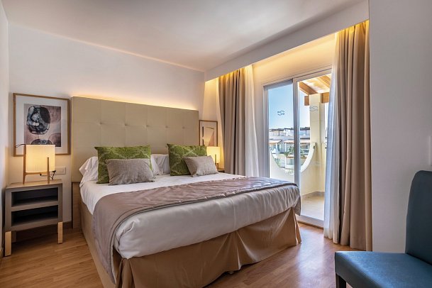 Zafiro Bahía - Wohnbeispiel (Zimmercodierungen AB1, AB2, A1P, A2P, OB1 & OB2)