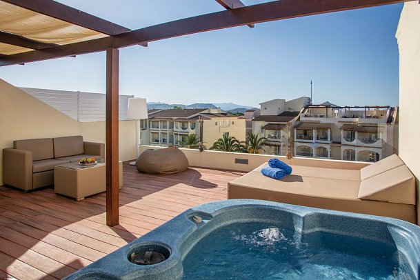 Zafiro Bahía - Beispiel Balkon (Zimmercodierungen AT1 & AT2)