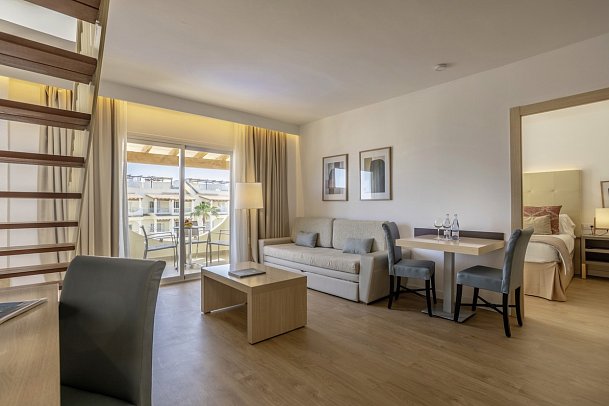 Zafiro Bahía - Wohnbeispiel (Zimmercodierungen AT1 & AT2)