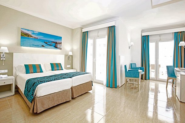 Universal Hotel Lido Park & Spa - Wohnbeispiel Familienzimmer seitl. Meerblick (Zimmercodierung FBN)