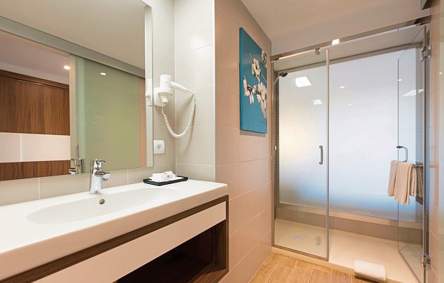 Riu Bravo - Wohnbeispiel Doppelzimmer (32qm. mit Sofa) (Zimmercodierung DB2)