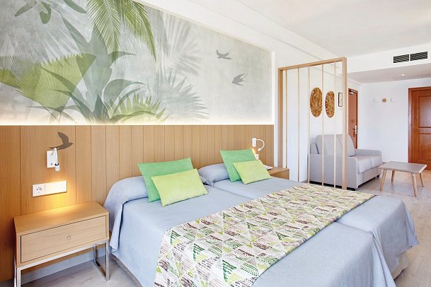 Universal Hotel Castell Royal - Wohnbeispiel Juniorsuite Meerblick (Zimmercodierung JBM)