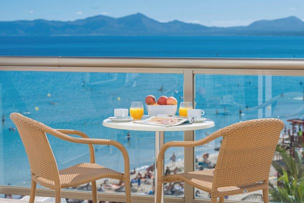 Ses Fotges - Beispiel Balkon (Zimmercodierungen SMM, ABM & OBM)