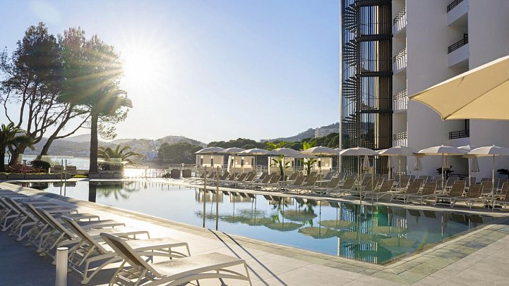 Vibra Beverly Playa