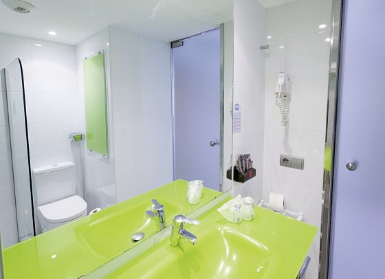 Timor - Wohnbeispiel Doppelzimmer seitlicher Meerblick (Zimmercodierungen DBN & DXN)