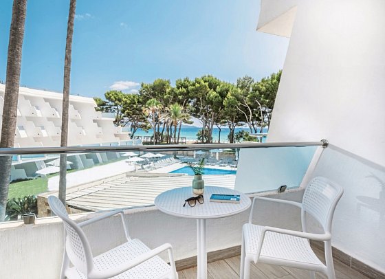 Iberostar Waves Playa de Muro - Beispiel Balkon (Zimmercodierungen D1N, D2N, D3N, D4NF1N & F2N)