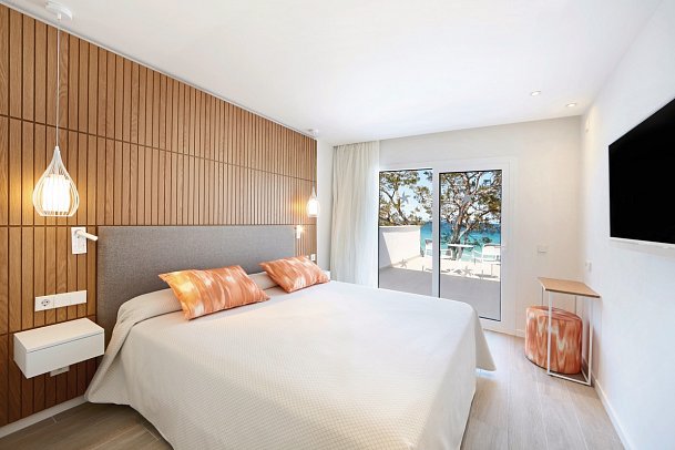 Iberostar Waves Playa de Muro - Wohnbeispiel Doppelzimmer (Zimmercodierungen DB1, DB2, DB5, DB6, D1N, D2N, DV1, DV2, DB3, DB4, D1P, D2P, D3P, D4P, D3N, D4N, D1M, D2M, D3M & D4M)