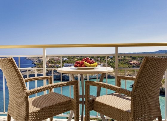 Globales America - Beispiel Balkon (Zimmercodierung FBM)