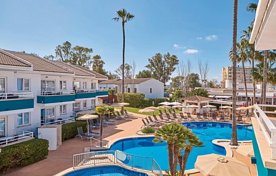 Universal Aparthotel Elisa