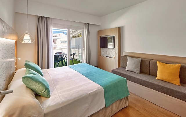 Universal Aparthotel Elisa - Wohnbeispiel Studio Premium (Zimmercodierung SM1)