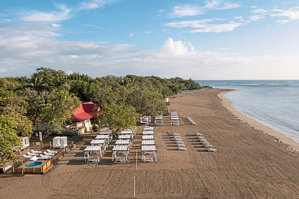 BlueBay Villas Doradas