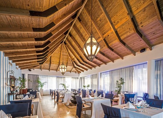BlueBay Villas Doradas