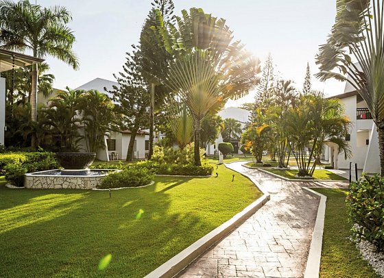 BlueBay Villas Doradas