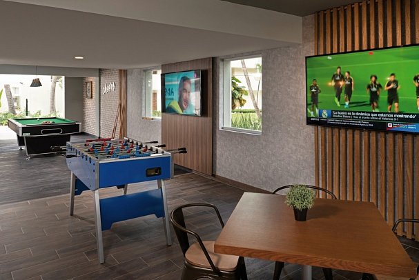 Select at Casa Marina