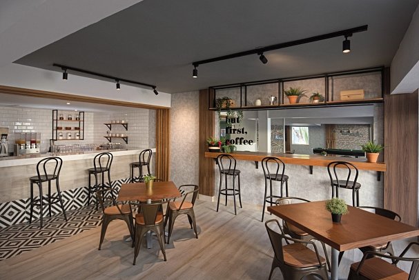 Select at Casa Marina