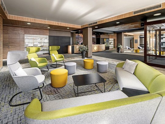 Pinia Hotel & Resort