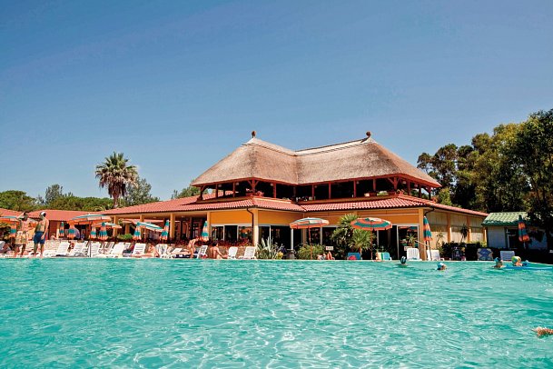 Camping Free Beach (by Happy Camp)