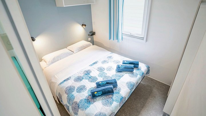 Hu Park Albatros Village (by Happy Camp) - Wohnbeispiel Mobilheim Happy Premium (Zimmercodierung CM1)