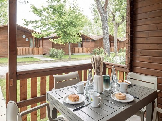 Sentido Tuscany Premium Camp - Wohnbeispiel Camp-Lodge Comfort (Zimmercodierung BB1)