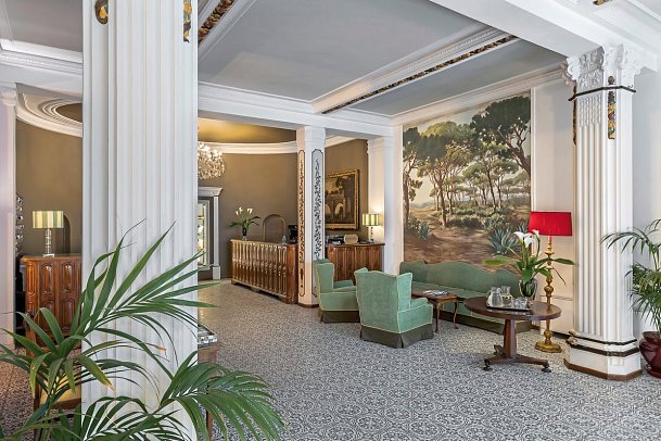 Hotel Palace - Rezeption