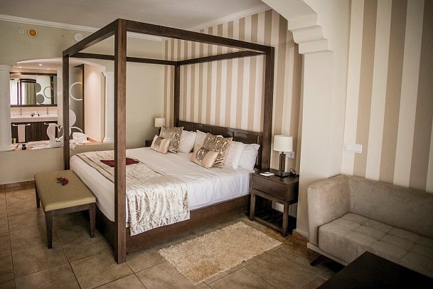 Majestic Colonial Punta Cana Resort