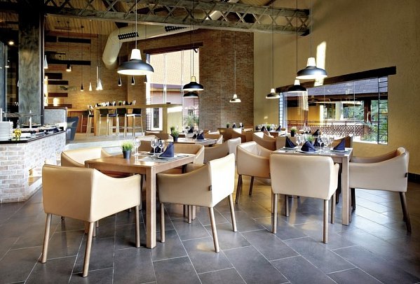 Grand Palladium Palace Resort & Spa