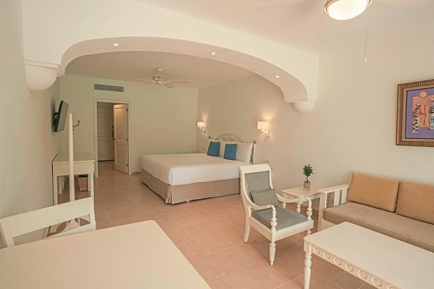 Iberostar Waves Punta Cana - Wohnbeispiel Junior Suite (Zimmercodierung JB2)