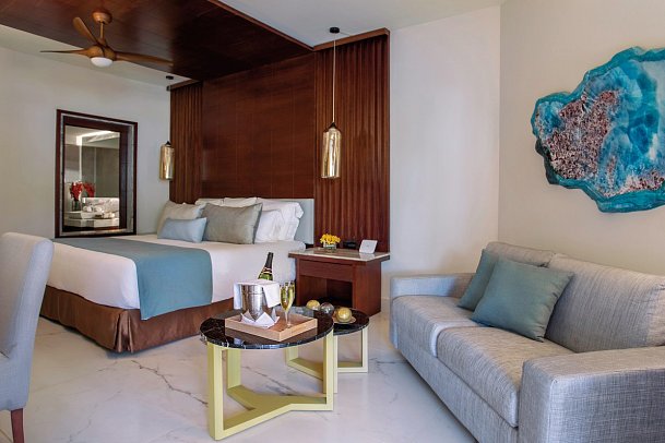 Secrets Royal Beach Punta Cana - Wohnbeispiel Junior Suite Private Pool (Zimmercodierung J1P)