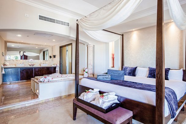 Majestic Elegance Punta Cana - Wohnbeispiel Juniorsuite with Jacuzzi (Zimmercodierung JB2)