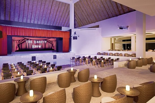 Dreams Onyx Resort & Spa - Theater