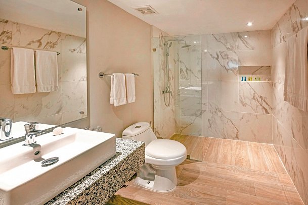 Coral Costa Caribe Beach Resort