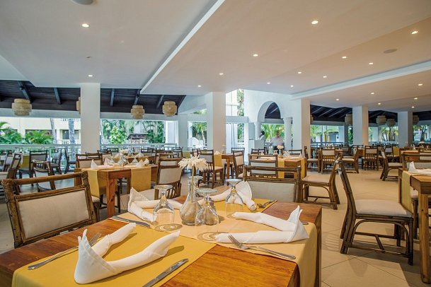 Coral Costa Caribe Beach Resort