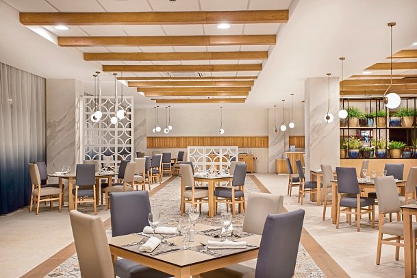 Serenade Punta Cana Beach & Spa Resort