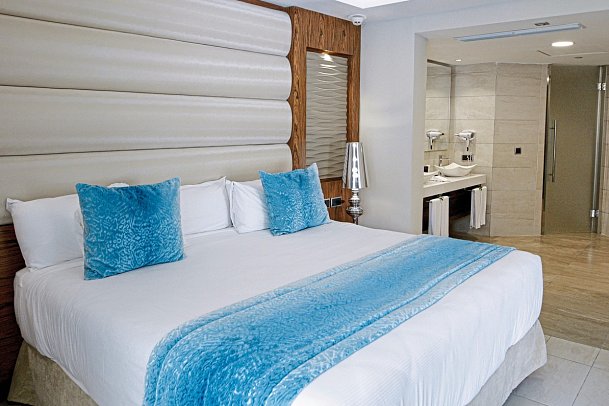 Majestic Mirage Punta Cana - All Suites Resort - Wbsp. 1 Bedroom Suite Outdoor Jacuzzi (Zimmercodierung AS2)