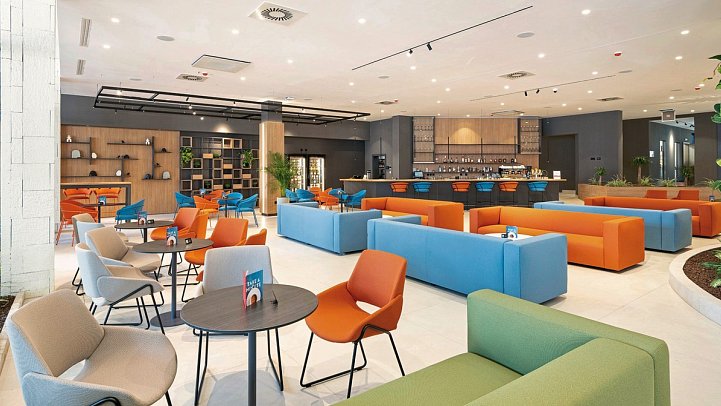 Pelegrin Plava Laguna