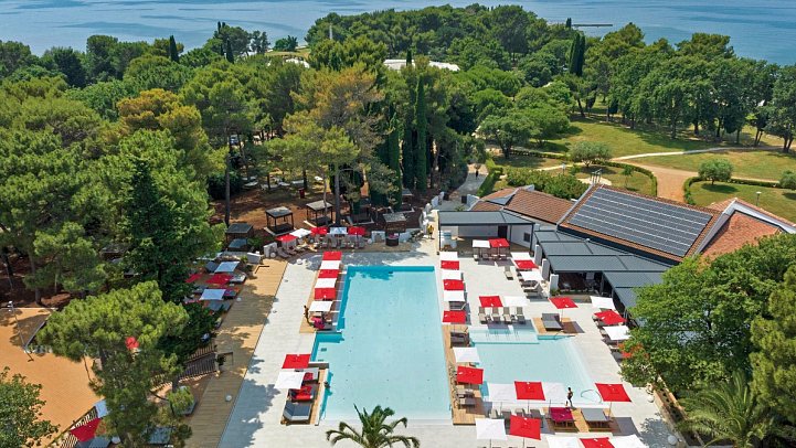 Pelegrin Plava Laguna