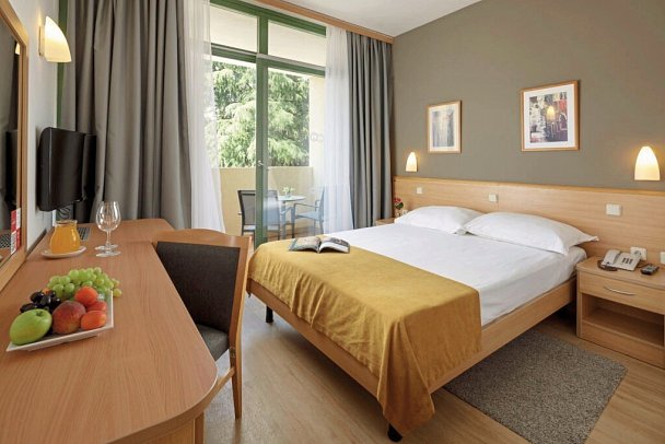 Aurora Plava Laguna - Wohnbeispiel Doppelzimmer Superior Gartenblick (Zimmercodierung DSG)