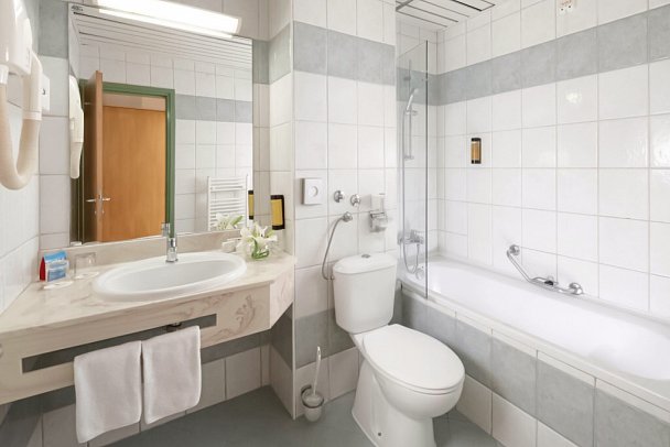 Aurora Plava Laguna - Wohnbeispiel Bad (Zimmercodierungen DB2 & DSG)