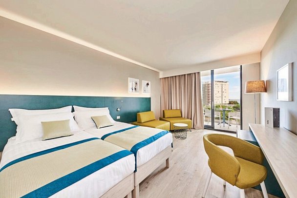 Sipar Plava Laguna - Wohnbeispiel Familienzimmer Gartenblick (Zimmercodierung FBG)