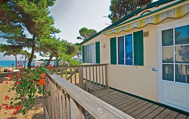 Camping Medulin - Wohnbeispiel Mobilheim Meerseite (Zimmercodierung CB2)