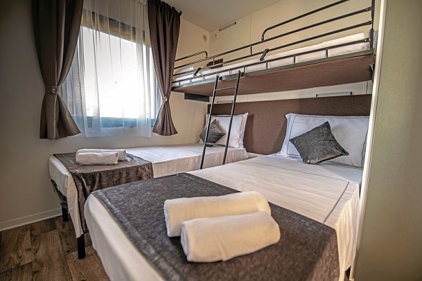 Arena Grand Kazela - Wohnbeispiel Mobilheim Green (Zimmercodierung CB2)