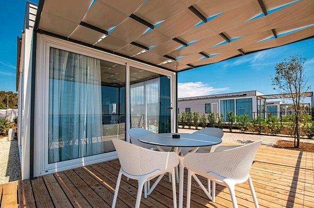 Arena Grand Kazela - Wohnbeispiel Mobilheim Villa (Zimmercodierung CB3)