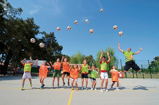 Bi Village Mobile Homes (by Happy Camp)