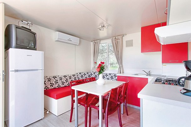 Camping Oliva - Wohnbeispiel Mobiheim Comfort (Zimmercodierung CF1)