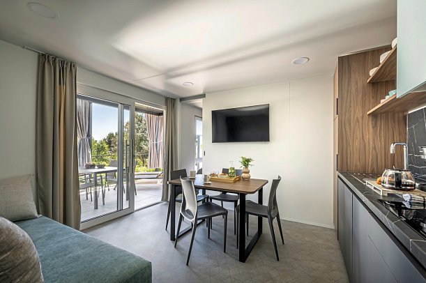 Aminess Planet Camping Sirena - Wohnbeispiel Mobilheim Premium Holiday Home (Zimmercodierung CM1)