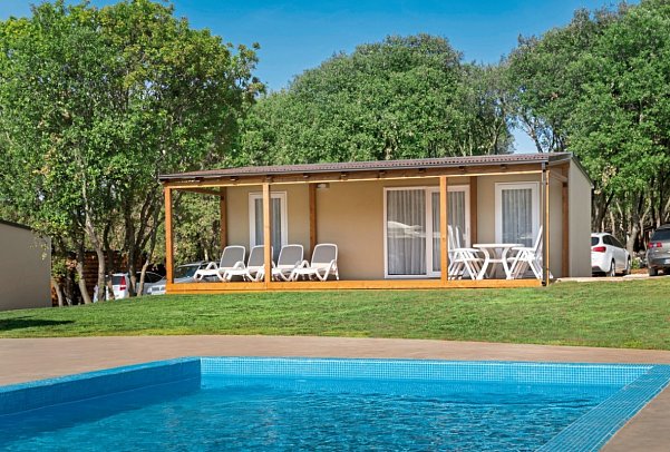 Camping Polari - Wohnbeispiel Mobilheim Premium (Zimmercodierung CM1)