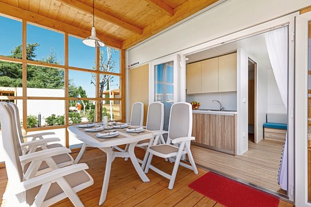 Camping Polari - Wohnbeispiel Mobilheim Premium (Zimmercodierung CM1)