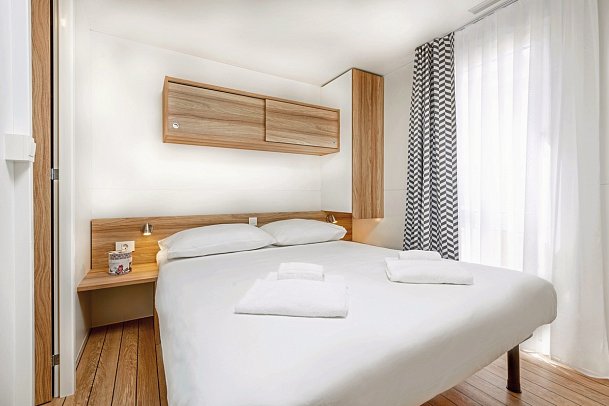 Camping Polari - Wohnbeispiel Mobilheim Premium (Zimmercodierung CM1)