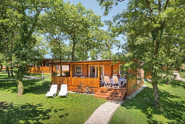 Camping Valkanela - Wohnbeispiel Mobilheim Family (Zimmercodierung CB3)