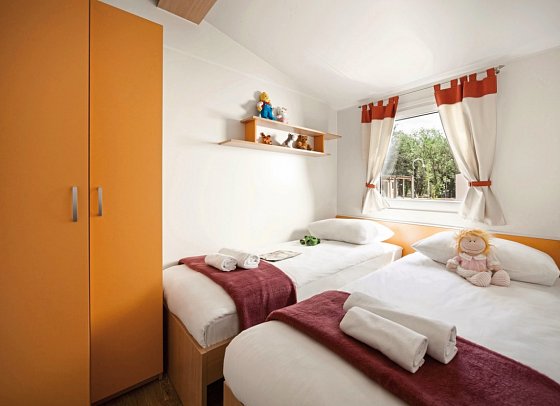Camping Valkanela - Wohnbeispiel Mobilheim Premium (Zimmercodierung CM1)